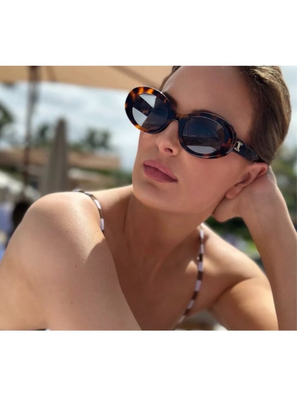 CELINE CL40194U Triomphe 01 Oval Sunglasses in tortoise